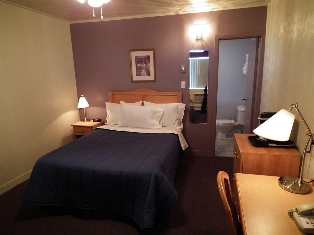 Motel Au Vieux Piloteux Riviere-du-Loup Bagian luar foto