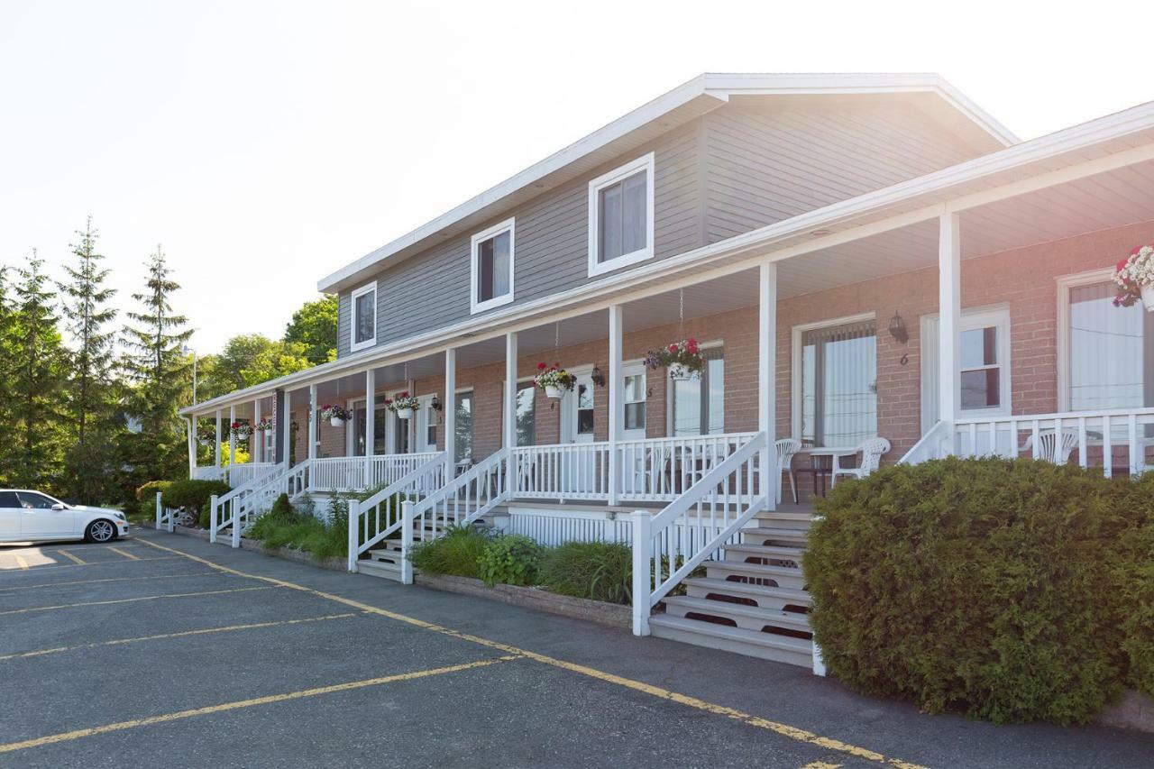 Motel Au Vieux Piloteux Riviere-du-Loup Bagian luar foto